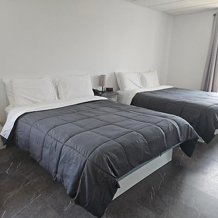 Hotel Auberge St-Felicien แซ็ง-เฟลีเซียง ภายนอก รูปภาพ