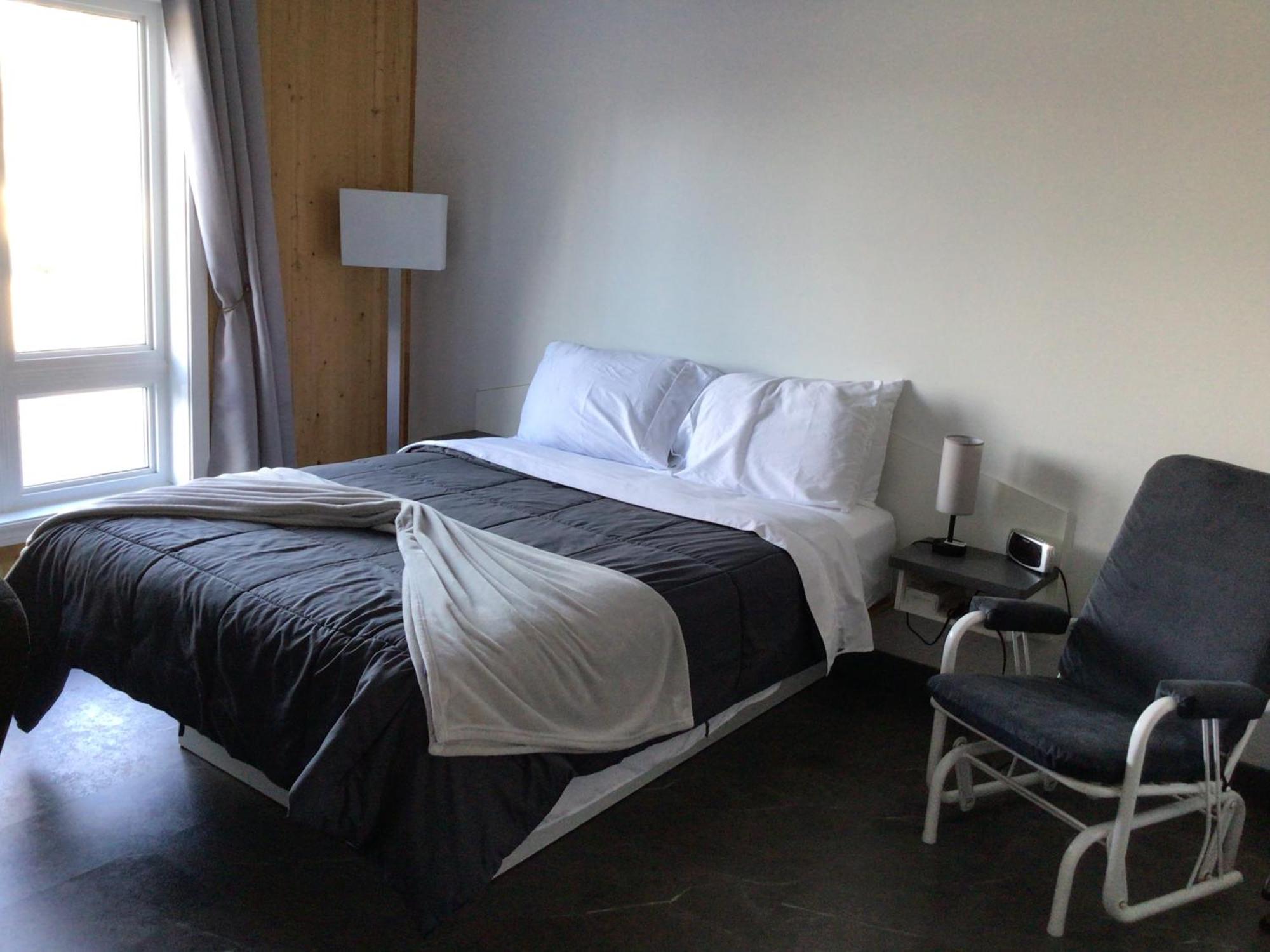 Hotel Auberge St-Felicien แซ็ง-เฟลีเซียง ภายนอก รูปภาพ